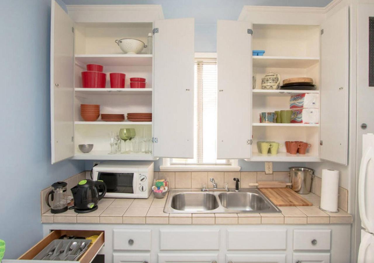 Апартаменты The Burbank Sanctuary - Be Pampered - Full Kitchen Экстерьер фото